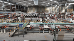 进多条规模化、数字化、智能化的出产线以及先